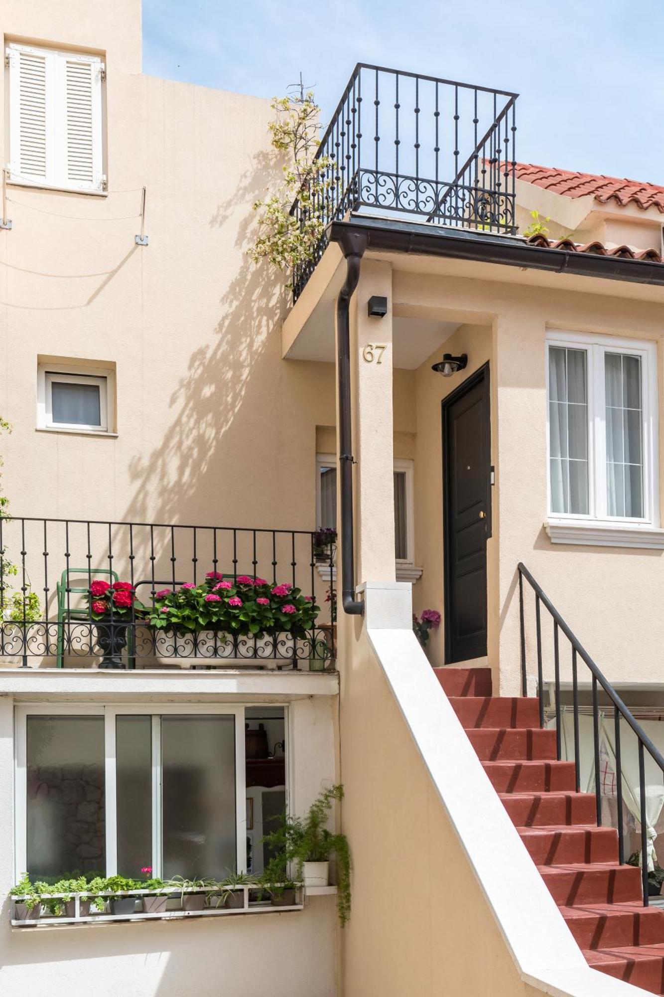 Eclectic Duplex With Sundeck Terrace Appartement Split